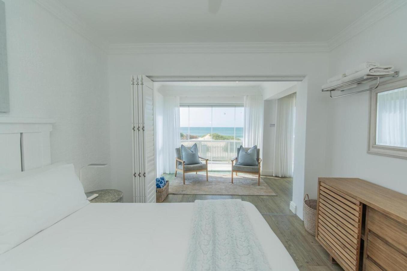 Luxury On The Beach Port Elizabeth Exterior photo
