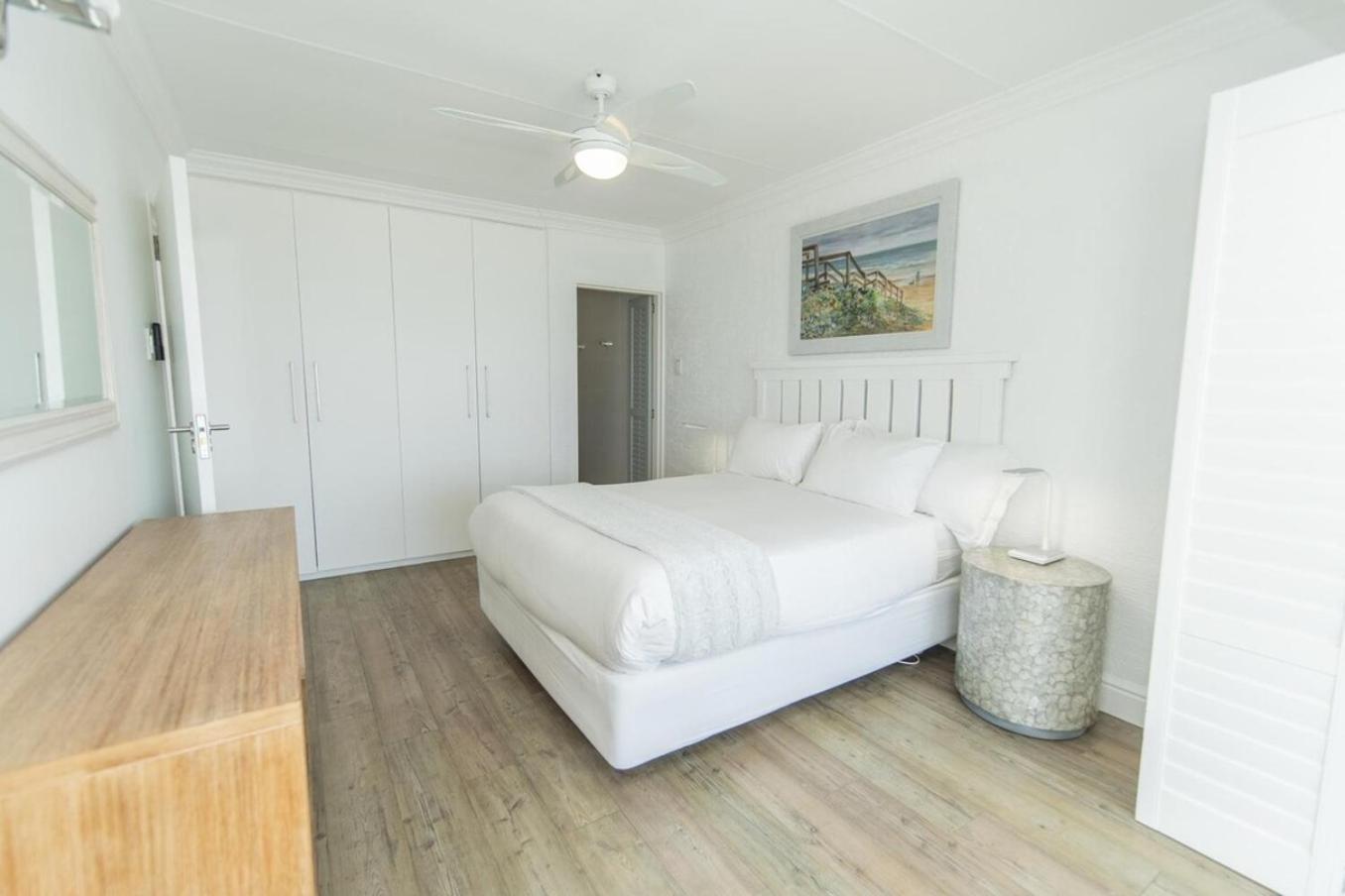 Luxury On The Beach Port Elizabeth Exterior photo