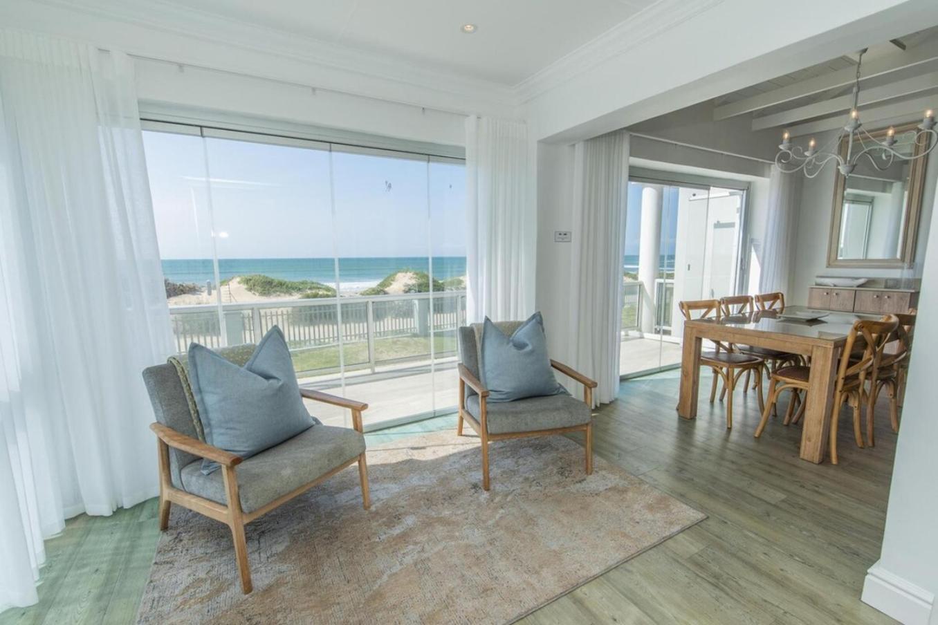 Luxury On The Beach Port Elizabeth Exterior photo