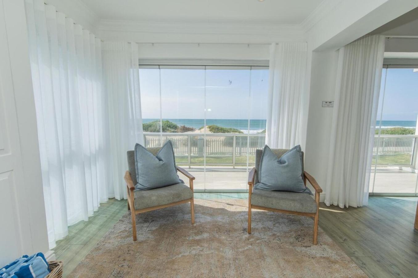 Luxury On The Beach Port Elizabeth Exterior photo